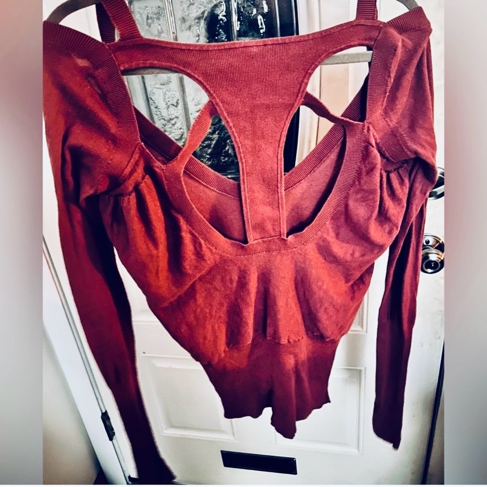 FREE PEOPLE Burgundy Long Sleeve Cutout Light Knit Sweater, Small (PMB3) HTF!